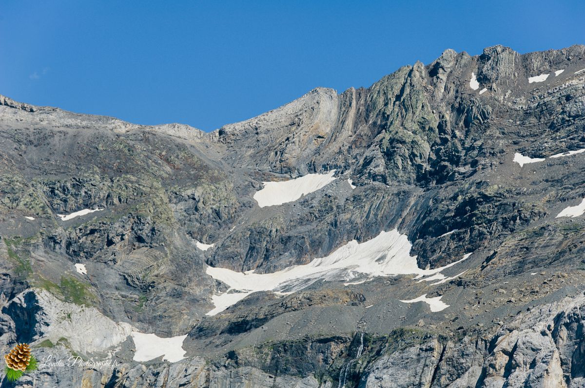 🌄 L'Épique Silence de Troumouse : Grandeur UNESCO et Respect Montagnard