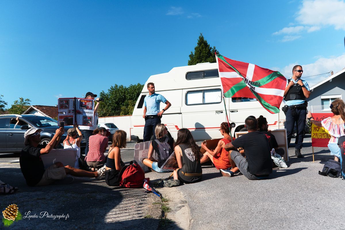 ✊ Manifestation pour l’Abolition de la Corrida : L’Engagement au Cœur de Tyrosse