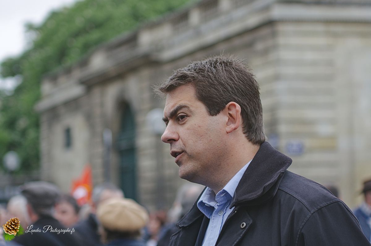 📰 Photojournalisme : Couverture de la Manifestation du 1er Mai à Bordeaux