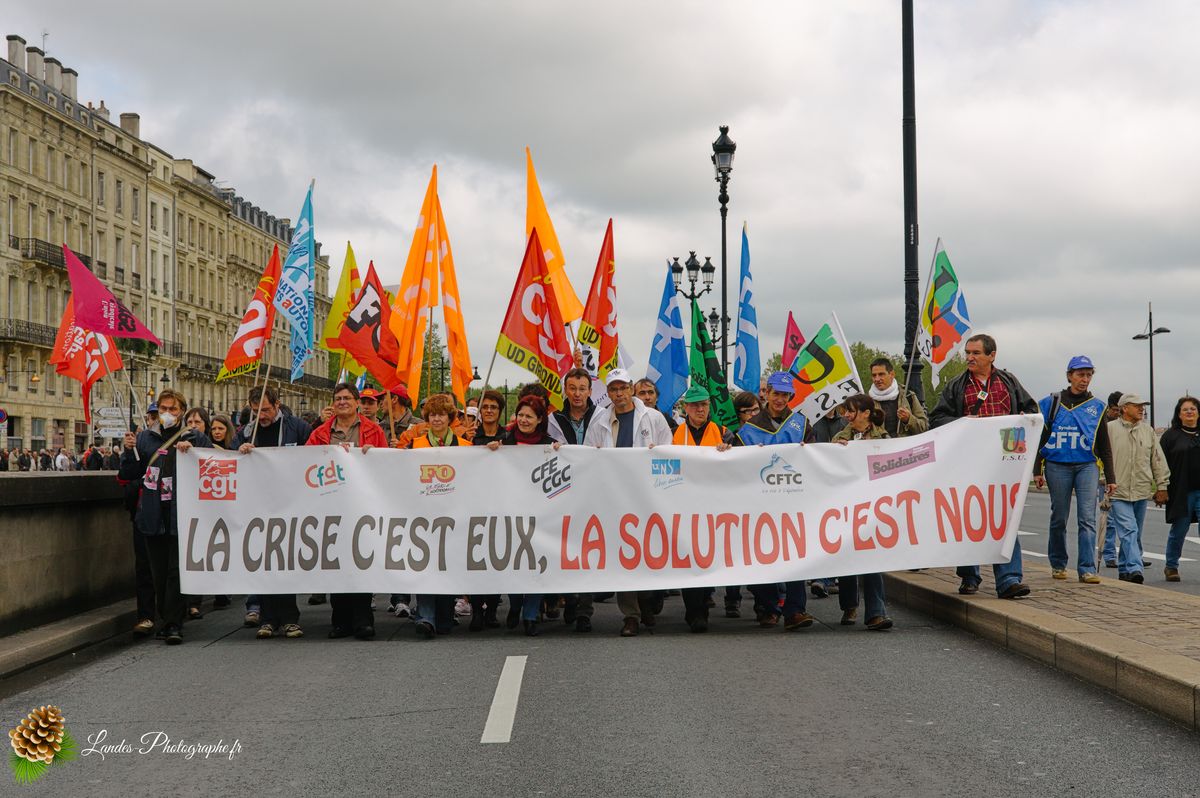 📰 Photojournalisme : Couverture de la Manifestation du 1er Mai à Bordeaux