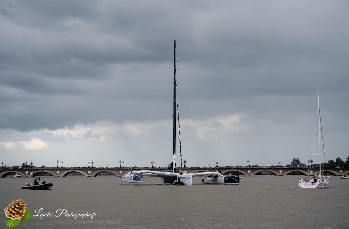 ⛵ Solitaire du Figaro - Eric Bompard : L'Arrivée Épique à Bordeaux