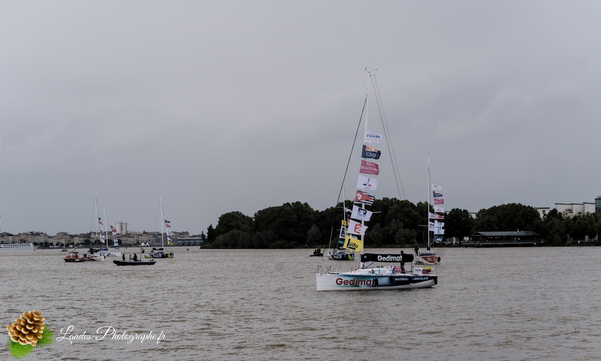 ⛵ Solitaire du Figaro - Eric Bompard : L'Arrivée Épique à Bordeaux
