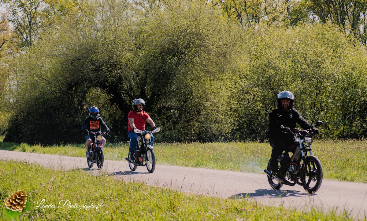 🛵 Soustons Mobs 2026 : Un Dimanche de Nostalgie et de Mélange 2-Temps à la Base de Laurens