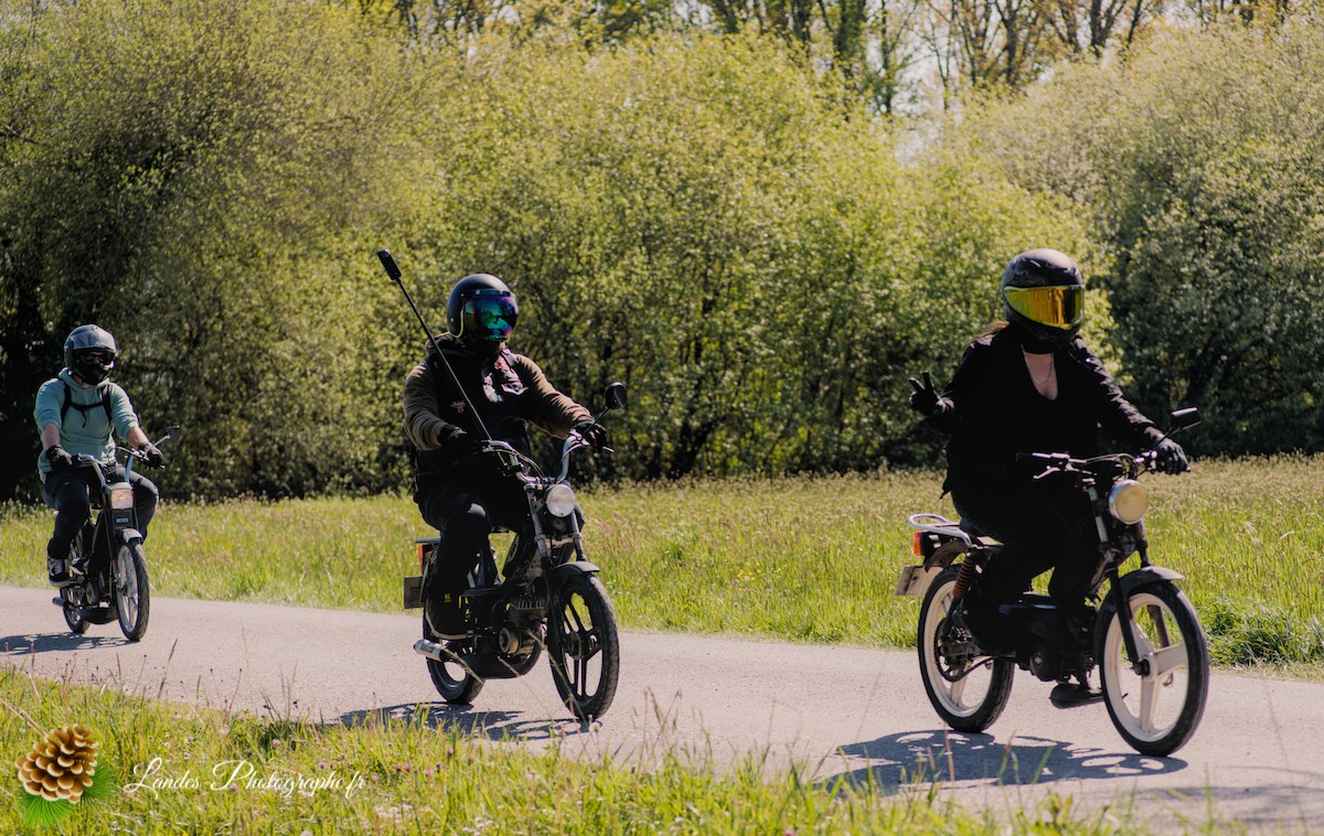 🛵 Soustons Mobs 2026 : Un Dimanche de Nostalgie et de Mélange 2-Temps à la Base de Laurens
