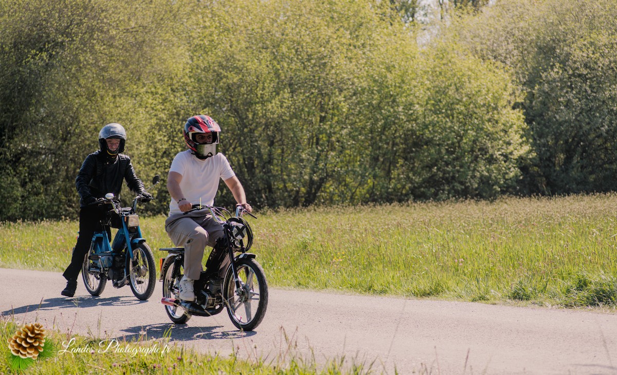 🛵 Soustons Mobs 2026 : Un Dimanche de Nostalgie et de Mélange 2-Temps à la Base de Laurens