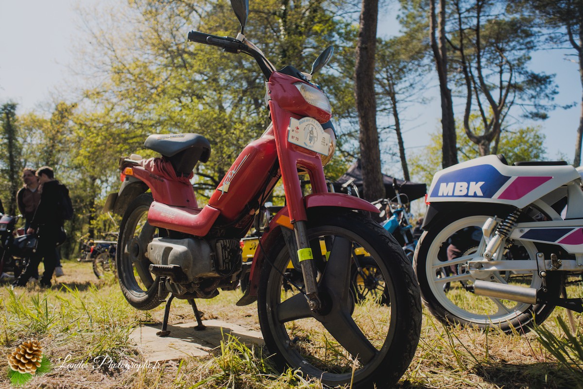 🛵 Soustons Mobs 2026 : Un Dimanche de Nostalgie et de Mélange 2-Temps à la Base de Laurens