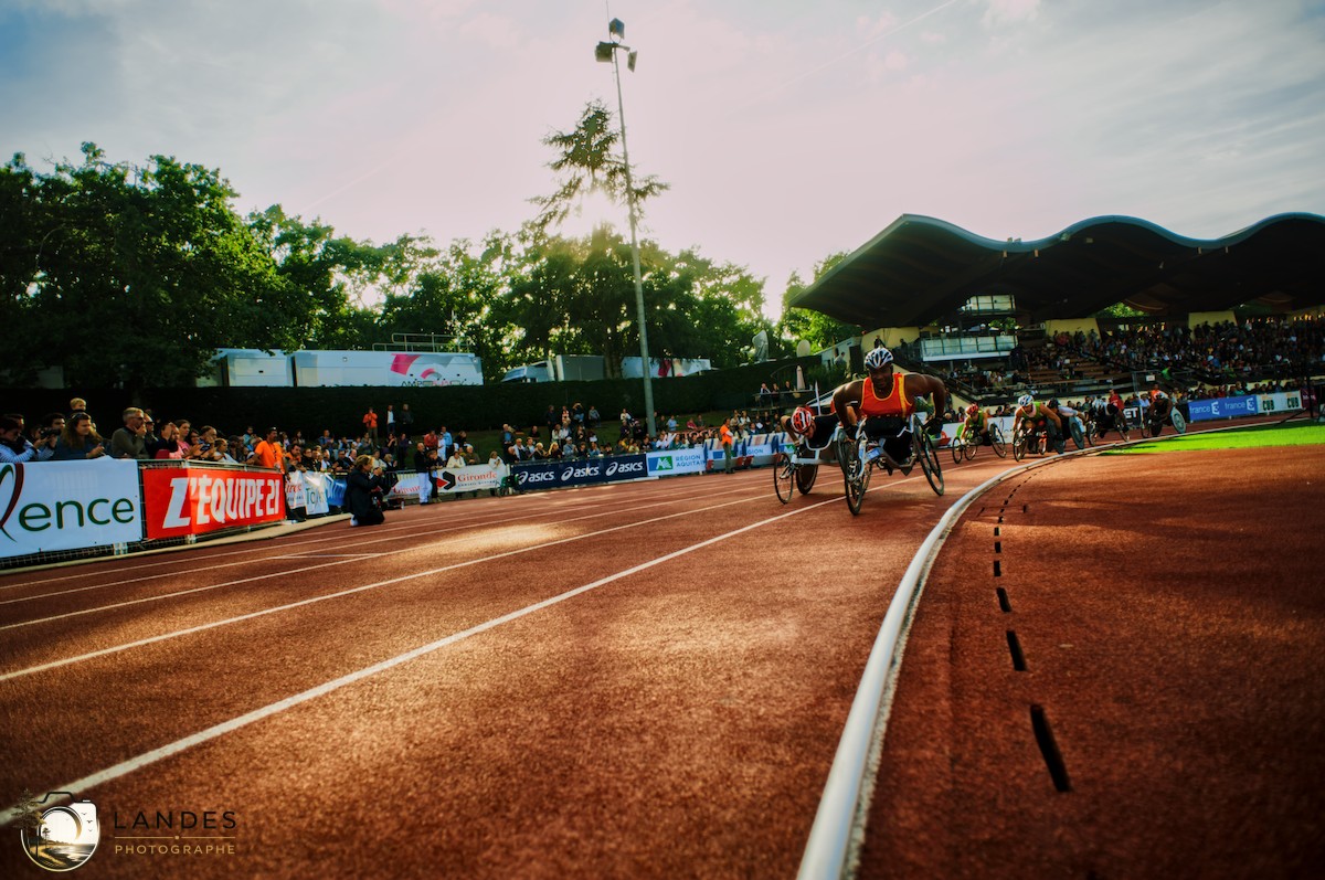 ♿ Course handisport en fauteuil au Décastar 2013 : le sport sans limites à Talence