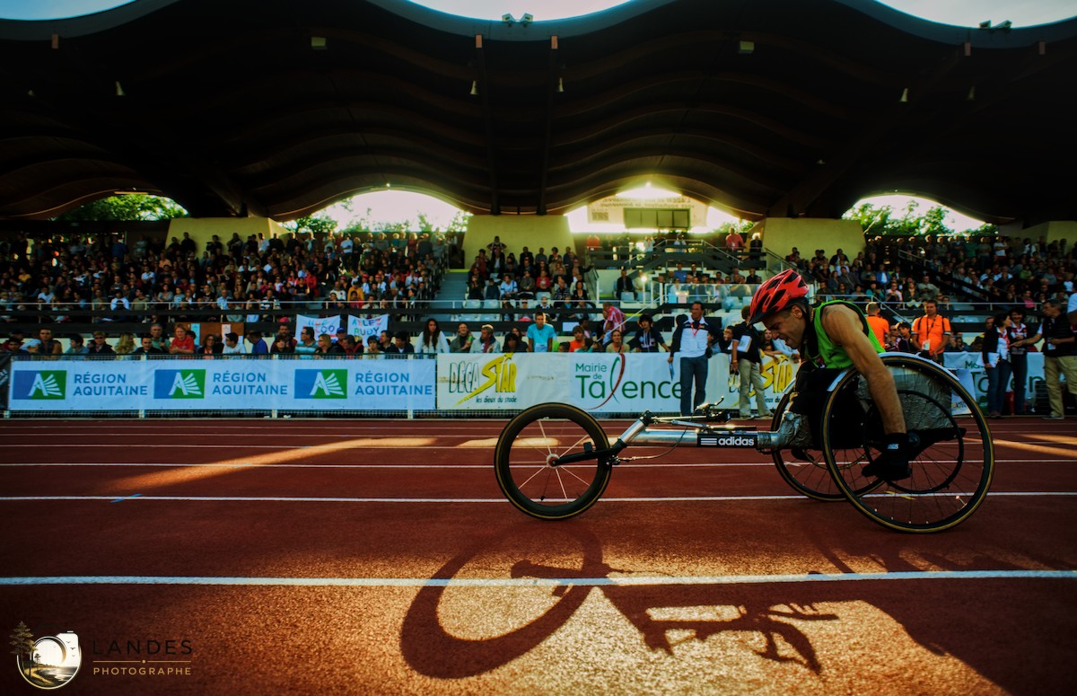 ♿ Course handisport en fauteuil au Décastar 2013 : le sport sans limites à Talence