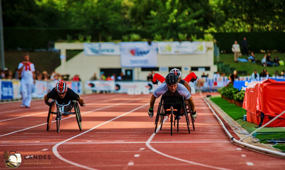 ♿ Course handisport en fauteuil au Décastar 2013 : le sport sans limites à Talence