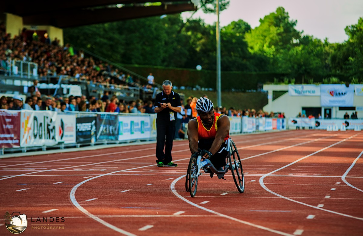 ♿ Course handisport en fauteuil au Décastar 2013 : le sport sans limites à Talence
