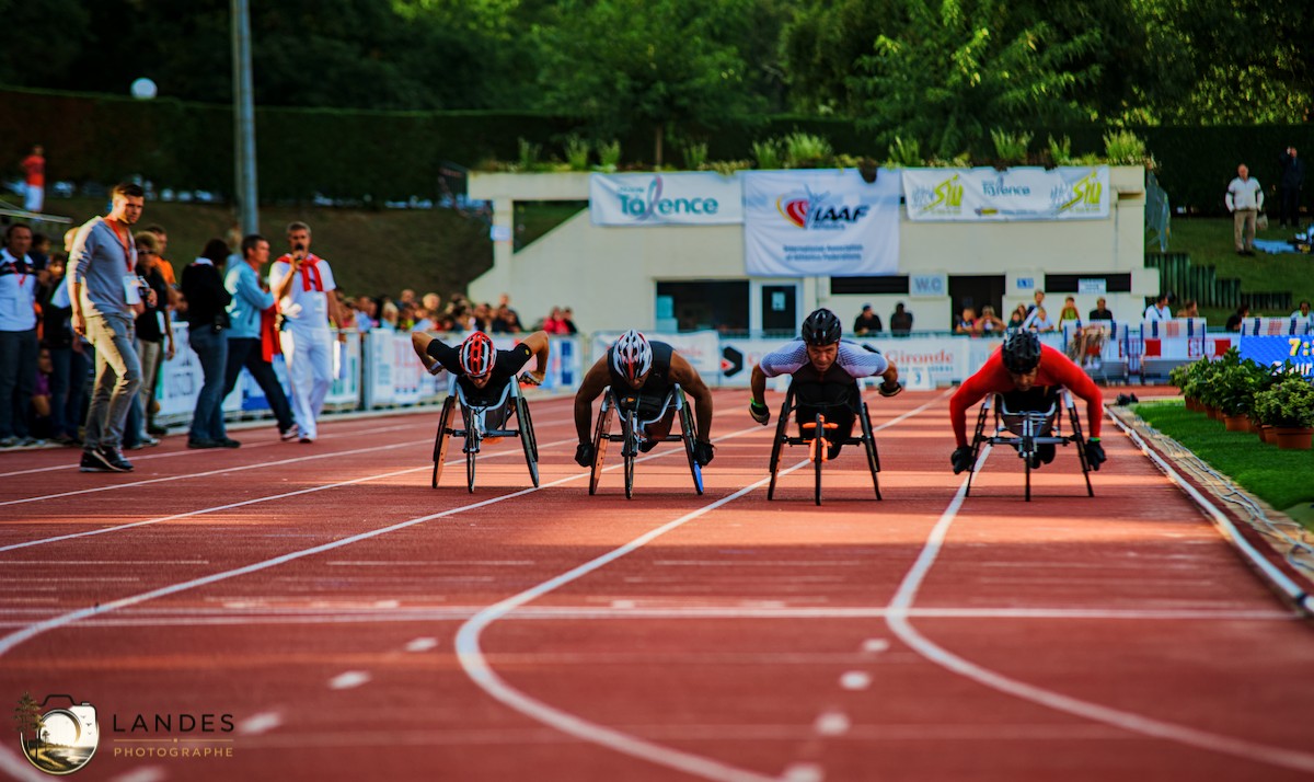 ♿ Course handisport en fauteuil au Décastar 2013 : le sport sans limites à Talence