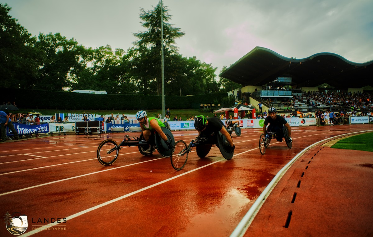 ♿ Course handisport en fauteuil au Décastar 2013 : le sport sans limites à Talence