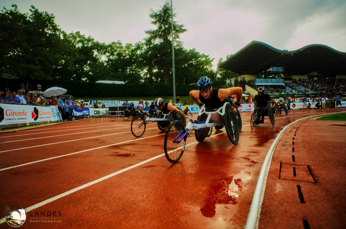 ♿ Course handisport en fauteuil au Décastar 2013 : le sport sans limites à Talence